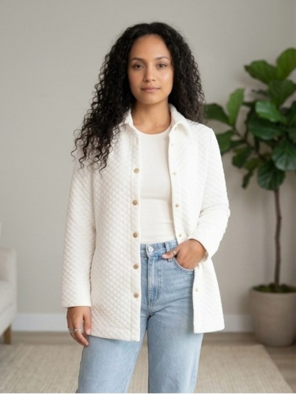 iLinen White Quilted Jacket XS Layering Lightweight Button Front Minimal & Chic